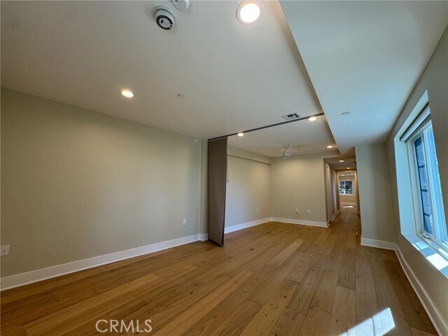 Building Photo - 204 Mockingbird Ln