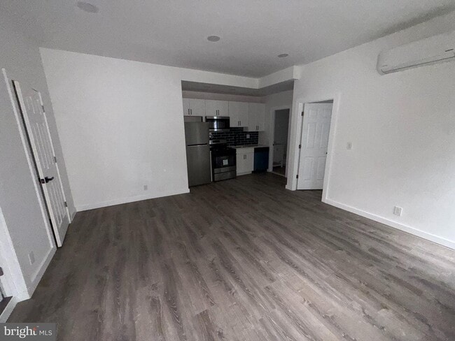 Building Photo - 42 N Cove Rd