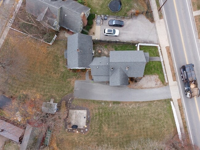 Building Photo - 92 Milk St