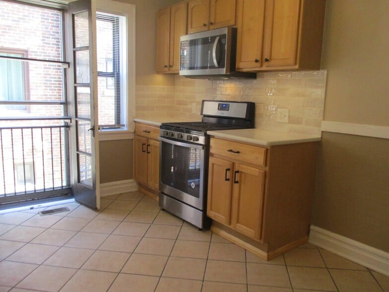 Building Photo - 1081 Terrace Dr