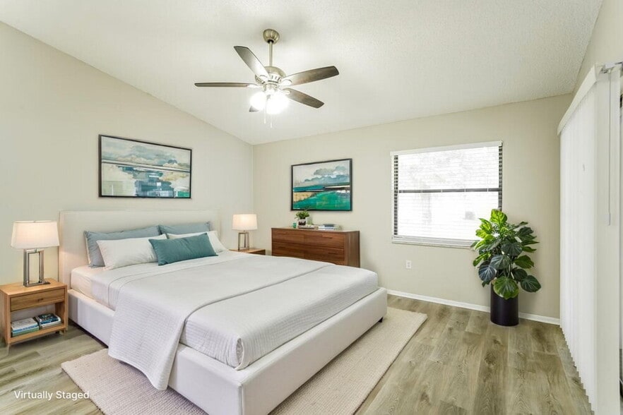 Building Photo - 8046 Hathaway Dr