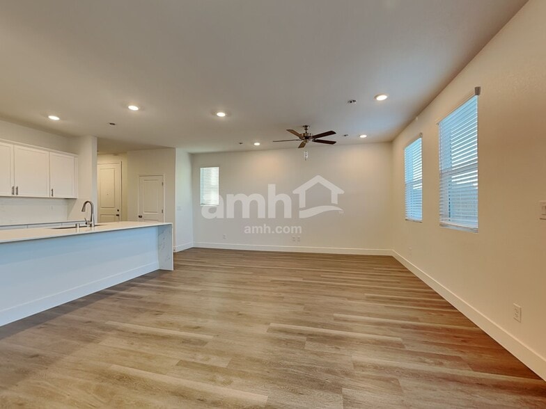 Building Photo - 5849 Iron Iss St