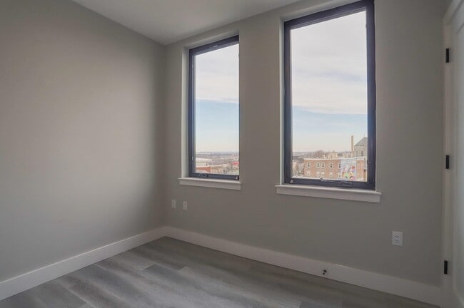 Building Photo - 3516 John F. Kennedy Blvd