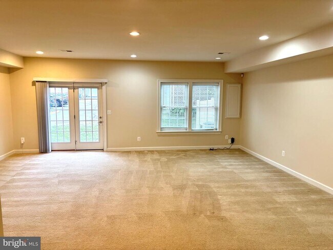 Building Photo - 42619 Harlow Meadows Terrace