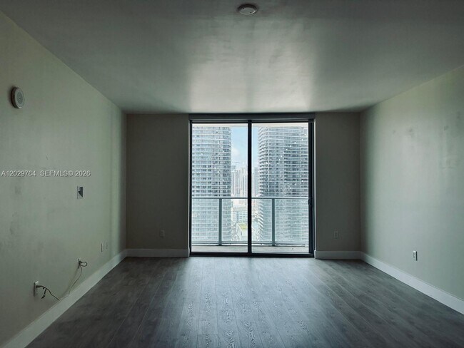 Building Photo - 1100 S Miami Ave