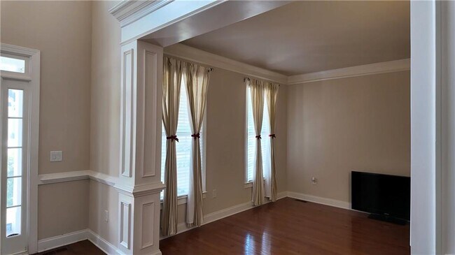 Building Photo - 5722 Ashleigh Walk Dr NW