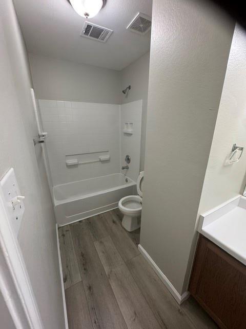 Building Photo - 915 Churchill Farms Dr