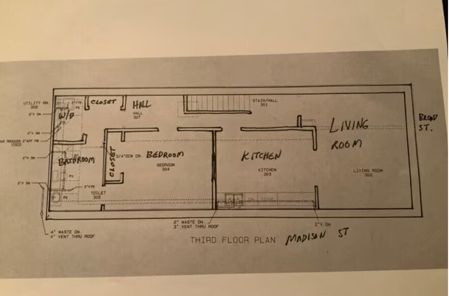 Building Photo - 228 W Broad St