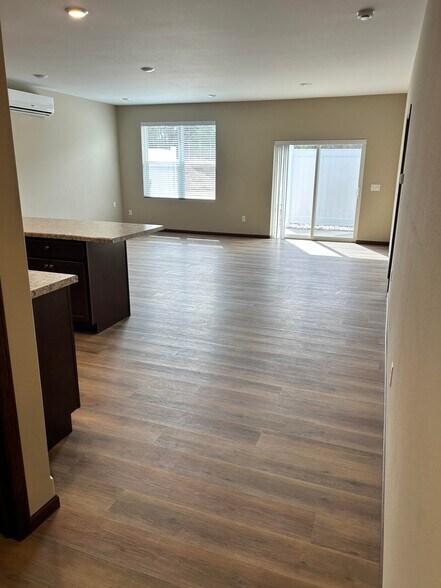 Building Photo - 3701 Doolittle Dr