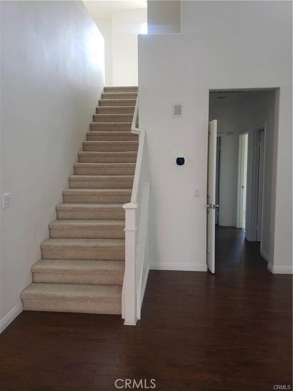 Building Photo - 5136 Bering Ct