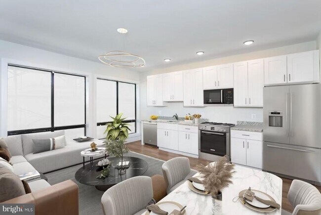 Building Photo - 301 W Franklin St