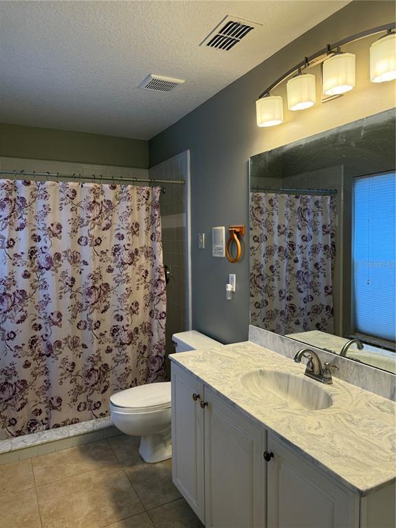 Building Photo - 1373 Foxforrest Cir