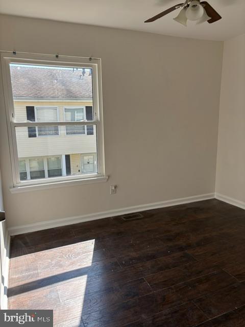 Building Photo - 21 Locust Ct