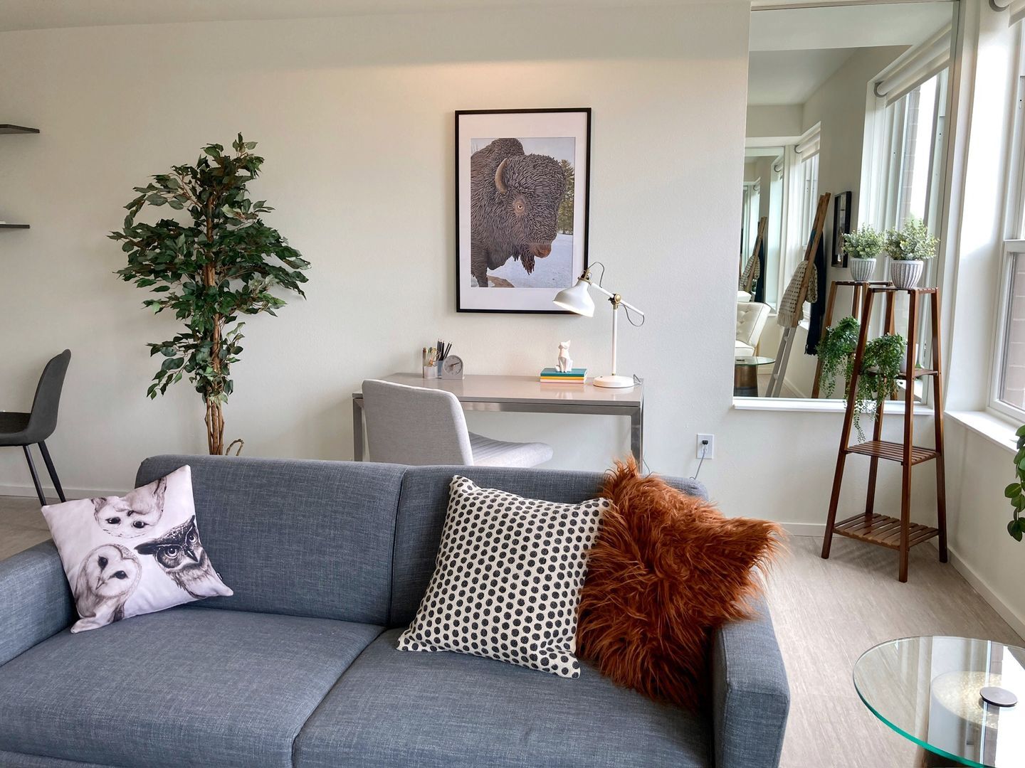 Interior Photo - Renaissance Lofts