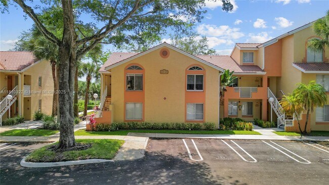 Primary Photo - 1031 Coral Club Dr