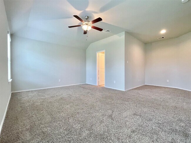 Building Photo - 23827 Piedmont Forest Dr
