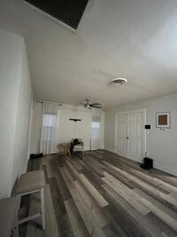 Building Photo - 1711 Cherry St
