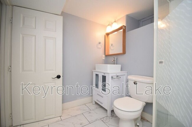 Building Photo - 33 E Cleveland Ave