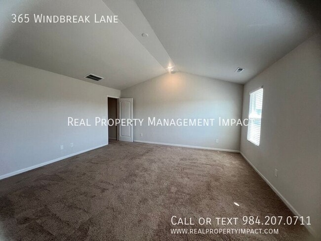 Building Photo - 365 Windbreak Ln