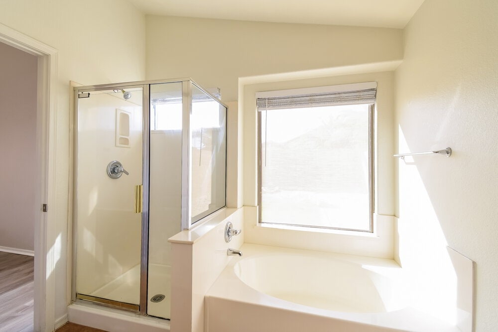 Building Photo - 9909 E Onza Ave