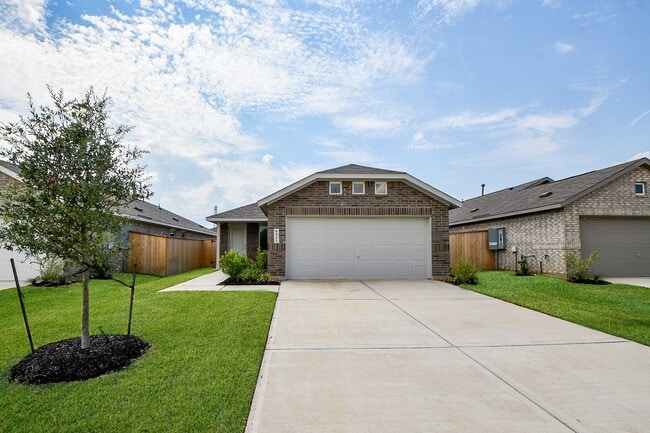 Primary Photo - 6855 Lantana Leaf Ln