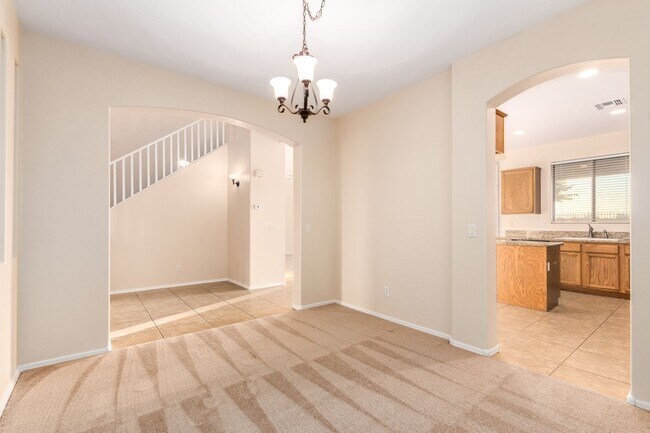 Building Photo - Gorgeous Golf Course Views in Gilbert, AZ!  MOVE-IN SPECIAL:  FIRST MONTH FREE!!!