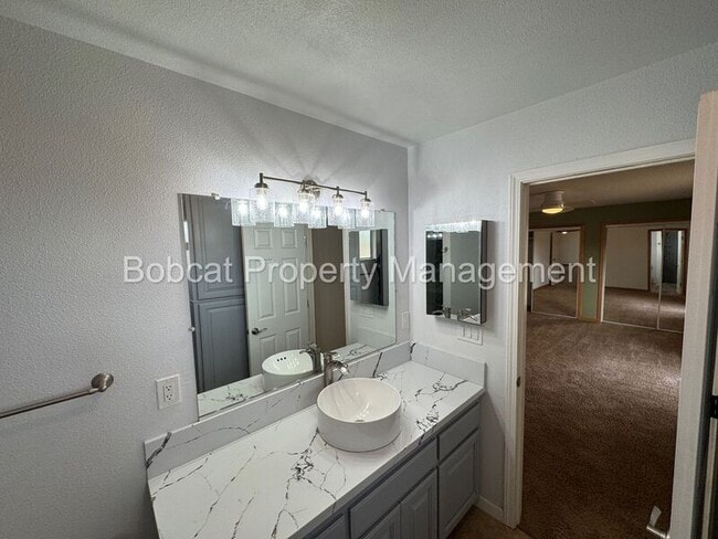 Building Photo - 3722 Lyla Ln