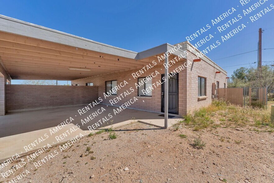 Building Photo - 7051 S 6th Ave