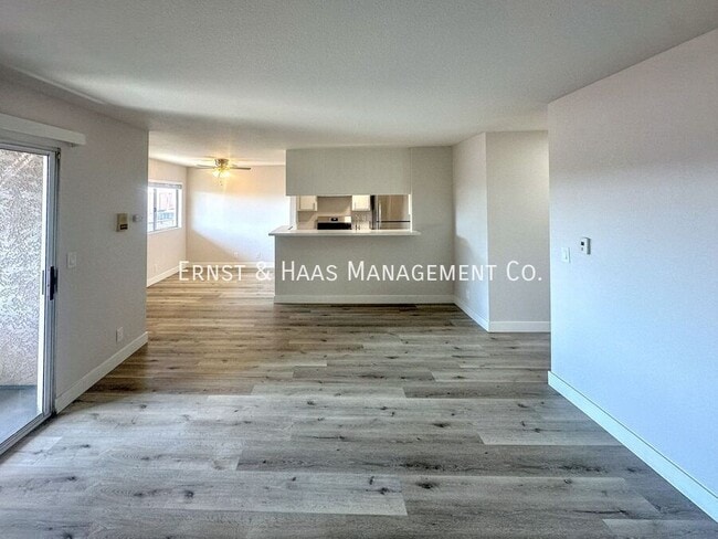 Building Photo - 1080 St Louis Ave