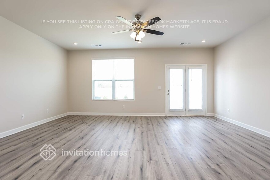 Building Photo - 125 Fister Dr