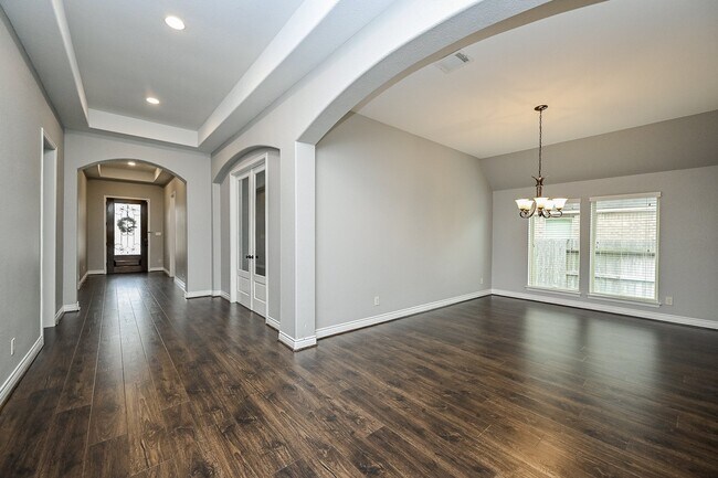 Building Photo - 11230 Dunstan Hill Dr