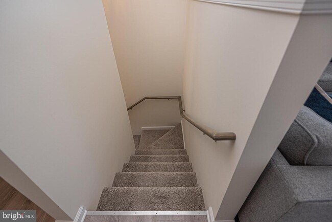 Building Photo - 148 Captains Quarters Rd