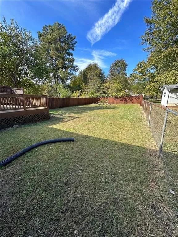 Building Photo - 311 Hawthorne Ln