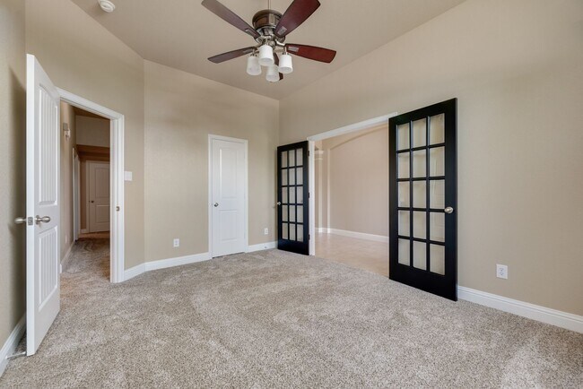 Building Photo - A must see home in Grand Prairie!