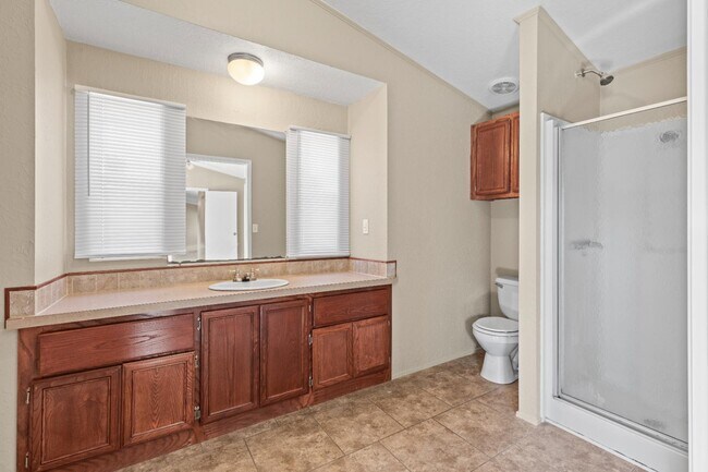 Building Photo - 15843 Country Way