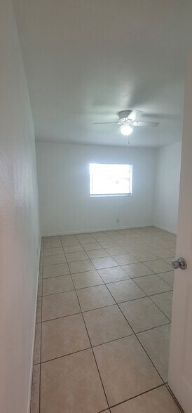 Building Photo - 7204 N Cameron Ave