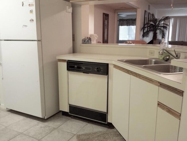 Building Photo - 4449 46th Ave W