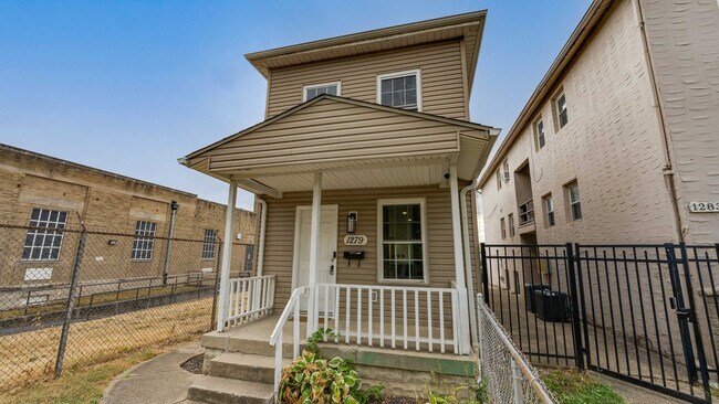 Building Photo - 1279 Indianola Ave