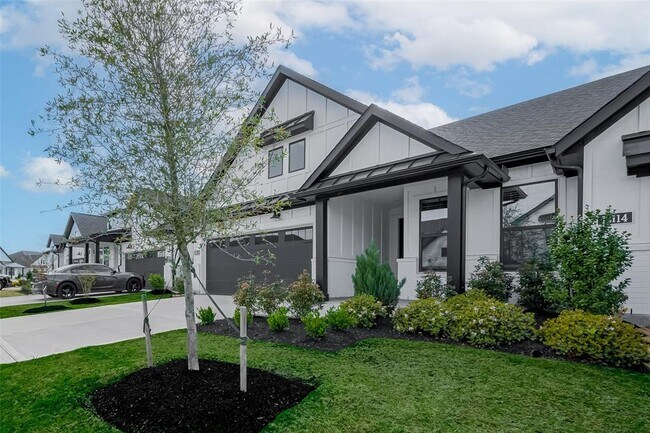 Primary Photo - 18118 Shoreline Vis Ln