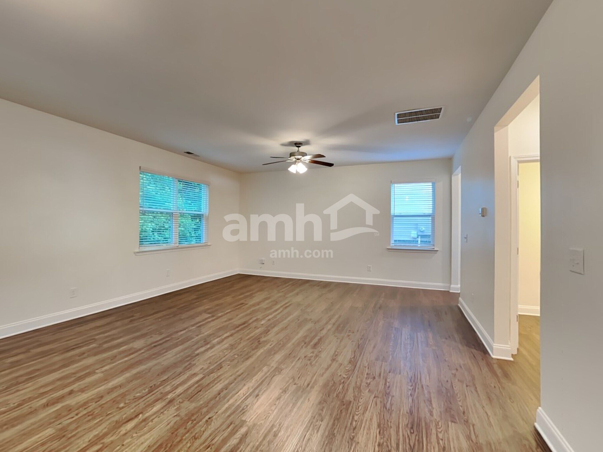 Building Photo - 3348 Okelly Dr