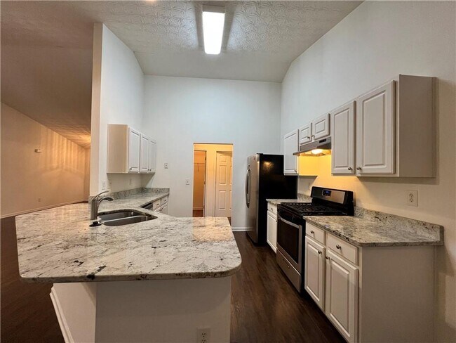 Building Photo - 3780 Crescent Walk Ln NE