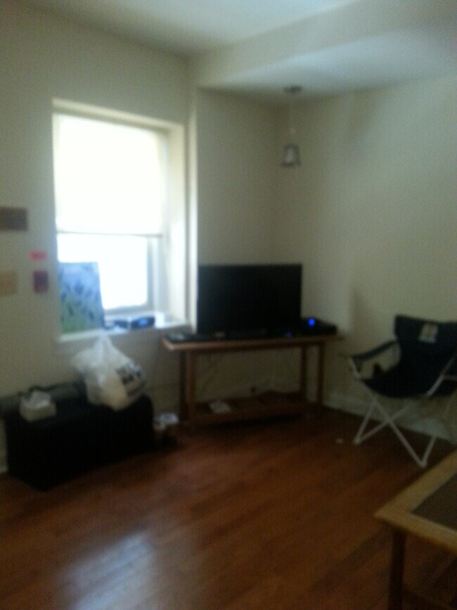 Building Photo - 4228 Spruce St