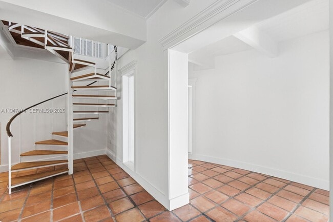 Building Photo - 4 Harbor Point