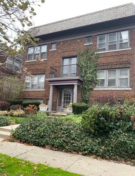 Building Photo - 2709 Hampshire Rd