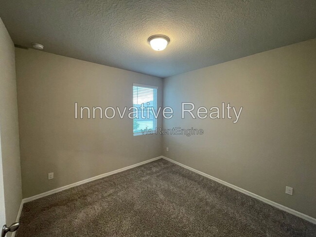 Building Photo - 1016 Legacy Winds Way