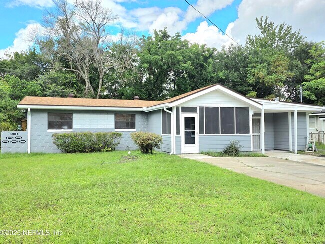 Primary Photo - 4951 Dallen Lea Dr