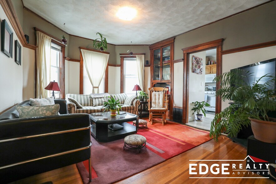 Building Photo - 62 Tremont St