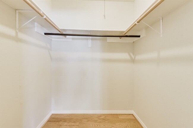 Building Photo - 15169 Kimberley Ct