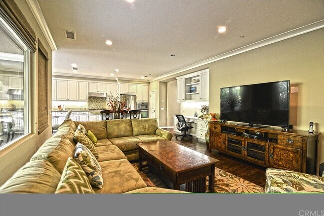 Building Photo - 51 Lupari-