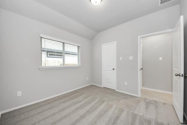 Building Photo - 20731 Sunseed Dr